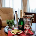 Korona Wellness, Rendezvény és Borszálloda Hotel