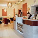 Korona Wellness, Rendezvény és Borszálloda 4* Eger