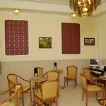 Korona Wellness, Rendezvény és Borszálloda Hotel