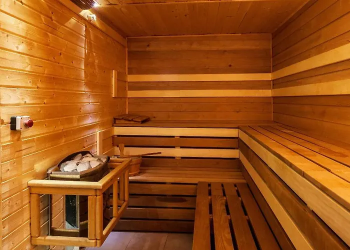 Korona Wellness, Rendezvény és Borszálloda