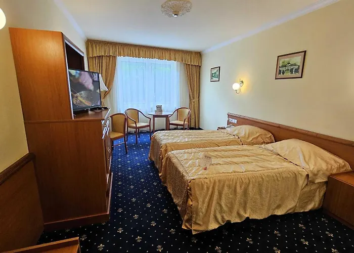 Korona Wellness, Rendezveny Es Borszalloda מלון 4*