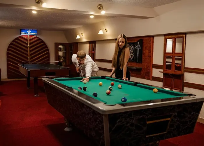 Hotel Korona Wellness, Rendezvény és Borszálloda