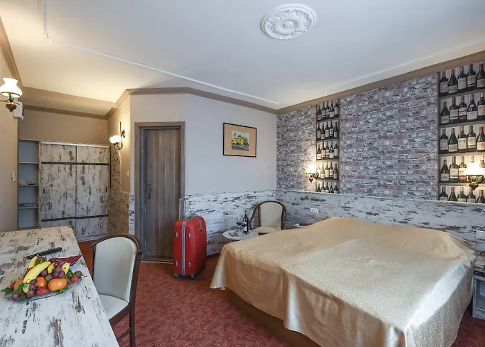 מלון Korona Wellness, Rendezveny Es Borszalloda אגר