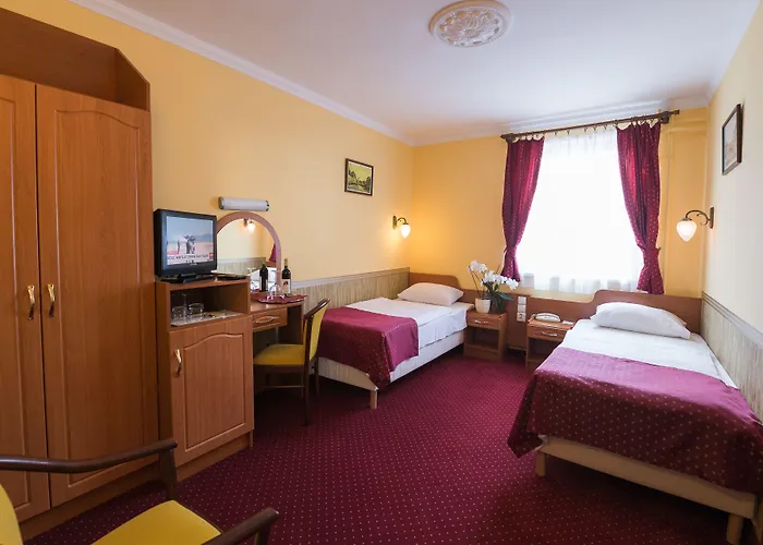 מלון Korona Wellness, Rendezveny Es Borszalloda 4*