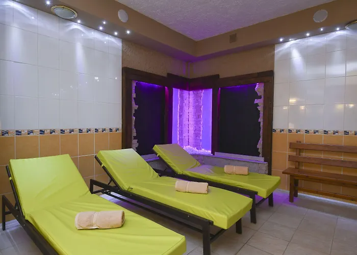 Korona Wellness, Rendezveny Es Borszalloda מלון 4*
