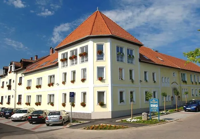 Hotel Korona Wellness, Rendezvény és Borszálloda Eger