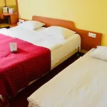 호텔 Korona Wellness, Rendezveny Es Borszalloda 4*