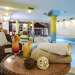 Korona Wellness, Rendezveny Es Borszalloda 호텔 4*