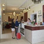 Hotel Korona Wellness, Rendezveny Es Borszalloda