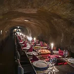 Korona Wellness, Rendezveny Es Borszalloda 호텔 에게르