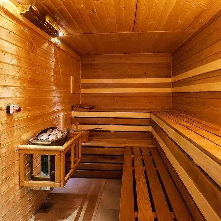 Korona Wellness, Rendezvény és Borszálloda