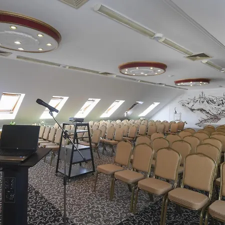 Korona Wellness, Rendezvény és Borszálloda