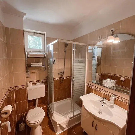 Hotel Korona Wellness, Rendezveny Es Borszalloda 4*