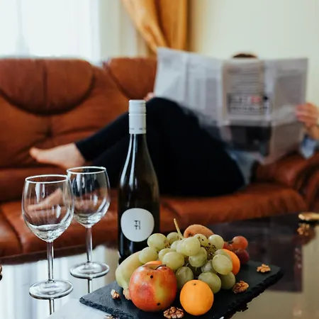 Korona Wellness, Rendezveny Es Borszalloda 4* Eger