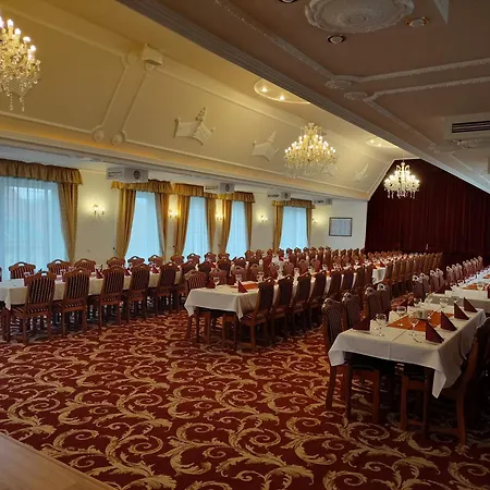 Szálloda Korona Wellness, Rendezvény és Borszálloda Eger
