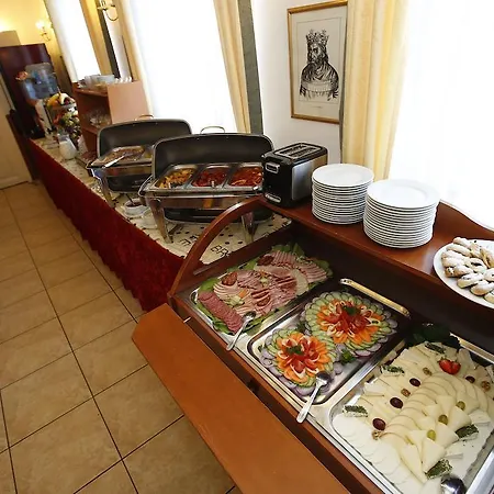 Korona Wellness, Rendezvény és Borszálloda Szálloda 4*