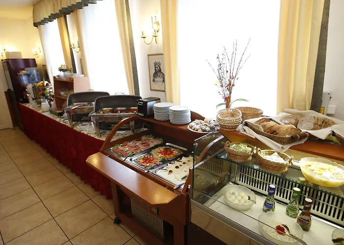 Hotell Korona Wellness, Rendezveny Es Borszalloda 4*